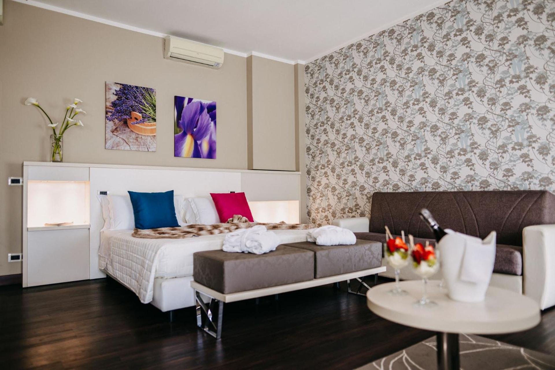 Hotel Lalla Beauty & Relax Cesenatico Extérieur photo